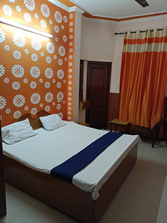Sunrise Hotel Jalandhar Eksteriør bilde
