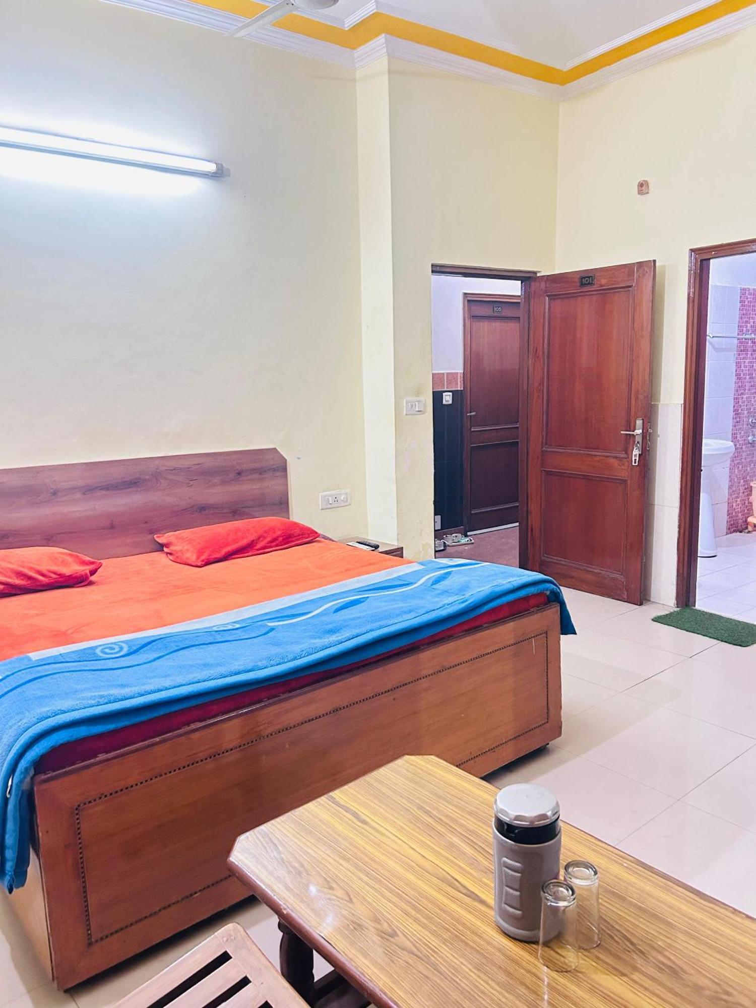 Sunrise Hotel Jalandhar Eksteriør bilde