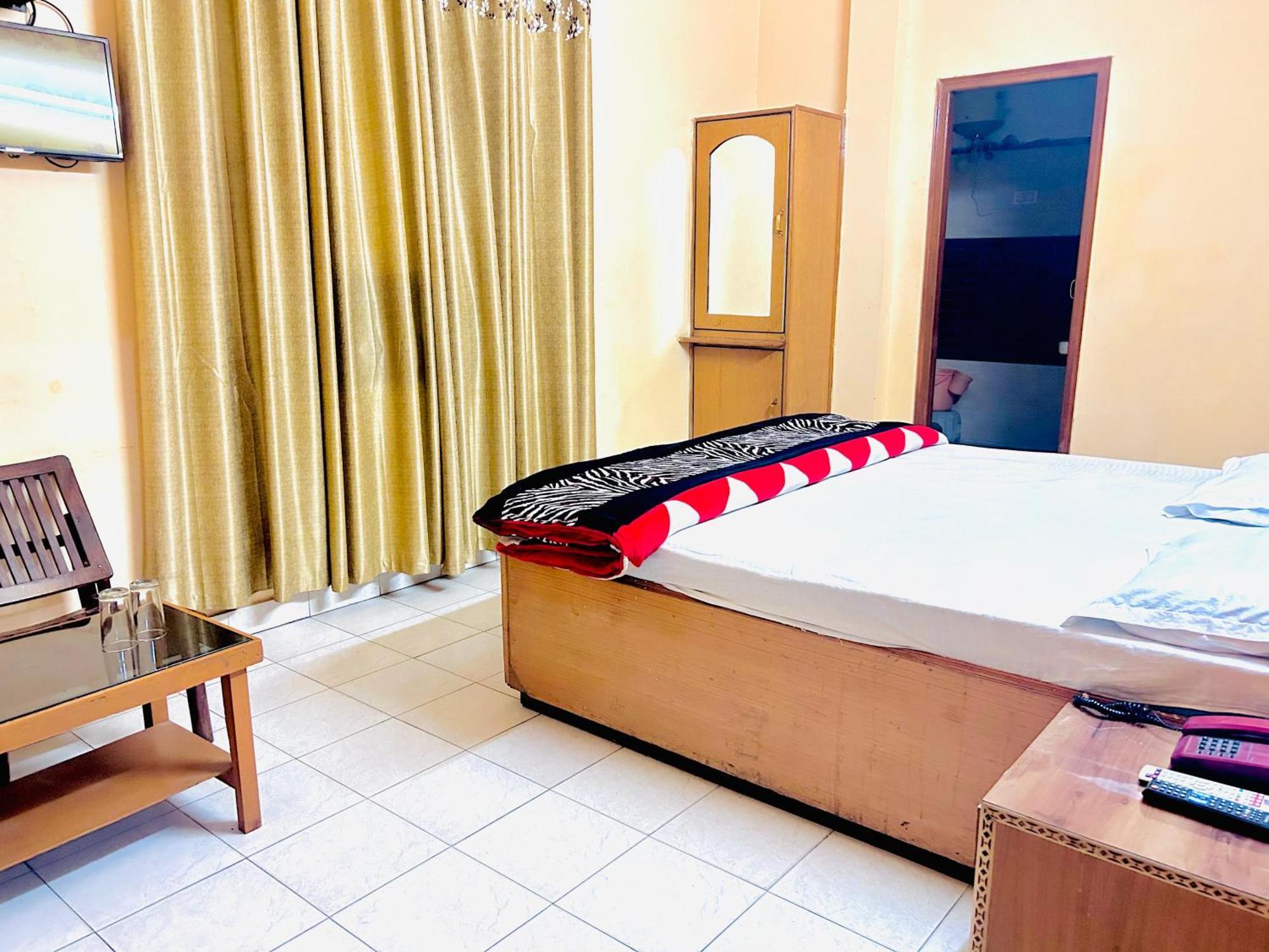 Sunrise Hotel Jalandhar Eksteriør bilde